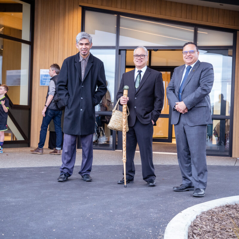 From left to right: Maaka Tau of Ngāi Tahu and Ngāi Tūāhuriri, Peke Waihanga Rakau Rangatira Cultural Advisor Ken Te Tau and Peke Waihanga Chair George Reedy at the Christchurch opening event.