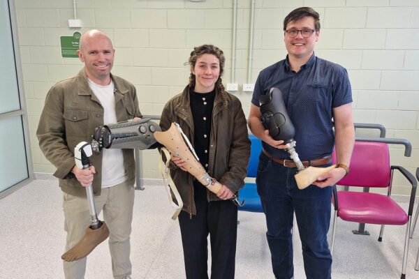 Associate Professor Andrew McDaid, Sarah Keam and Juan at Auckland Artificial Limb Service centre, where Chris Simms (Technical Workshop lead) led a discussion on the different technologies and innovations supplied by Peke Waihanga to amputees in Aotearoa New Zealand.